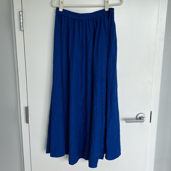 GAP Maxi Skirt in Bright Blue - Picture 3 of 5